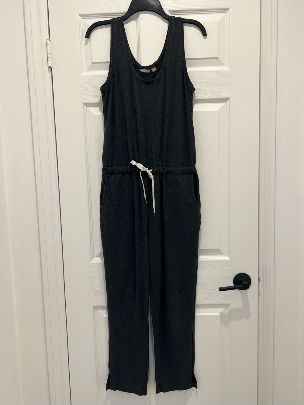 Zella gray Sleeveless Drawstring Jumpsuit with White Tie